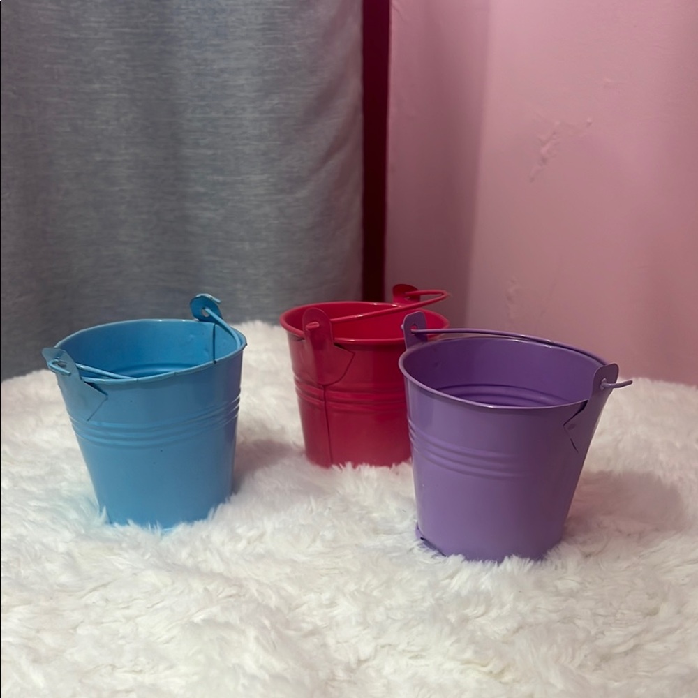 Colorful Mini Metal Buckets Set
